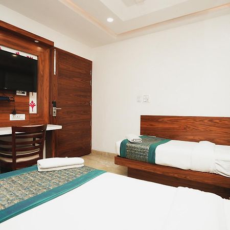 Hotel Kabir Palace Karol Bagh New Delhi Ngoại thất bức ảnh