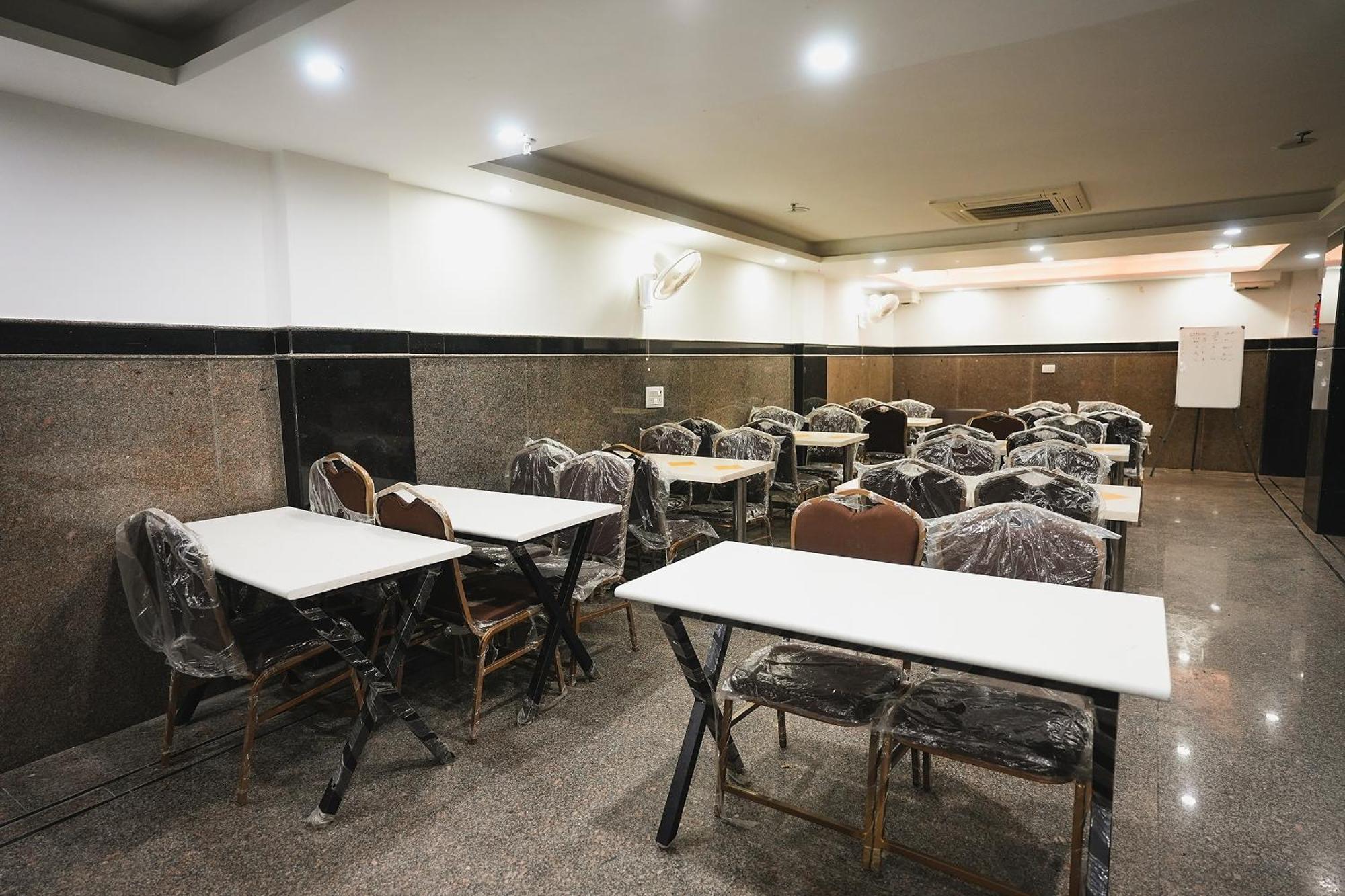 Hotel Kabir Palace Karol Bagh New Delhi Ngoại thất bức ảnh